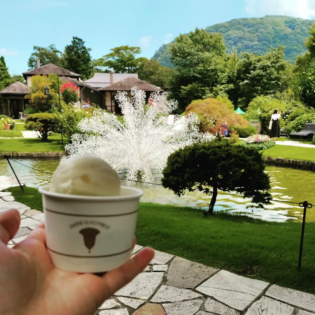 箱根ガラスの森美術館